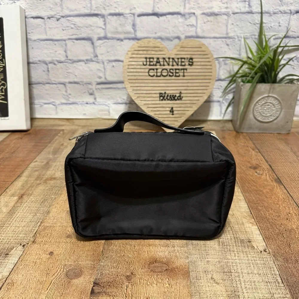 NUDESTIX HANGING COSMETIC CASE, NWT